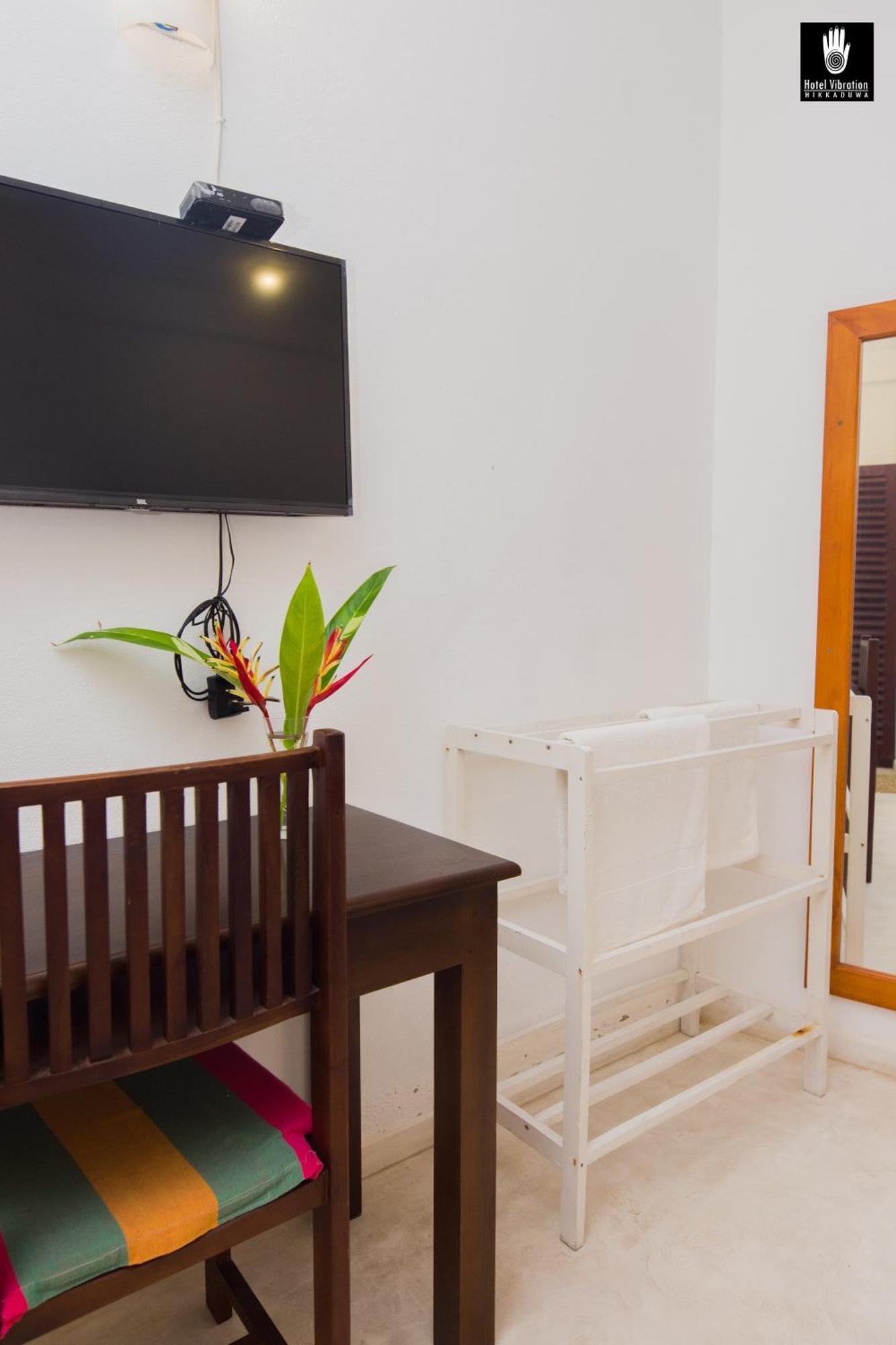 Hotel Vibration Хикадува Екстериор снимка