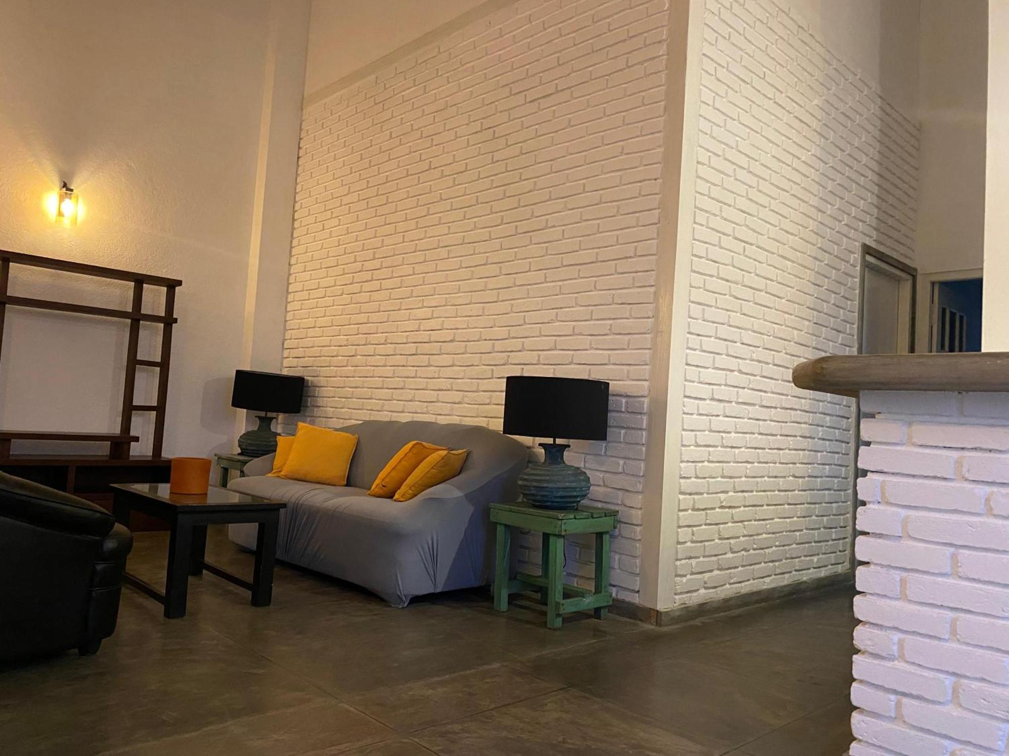 Hotel Vibration Хикадува Екстериор снимка