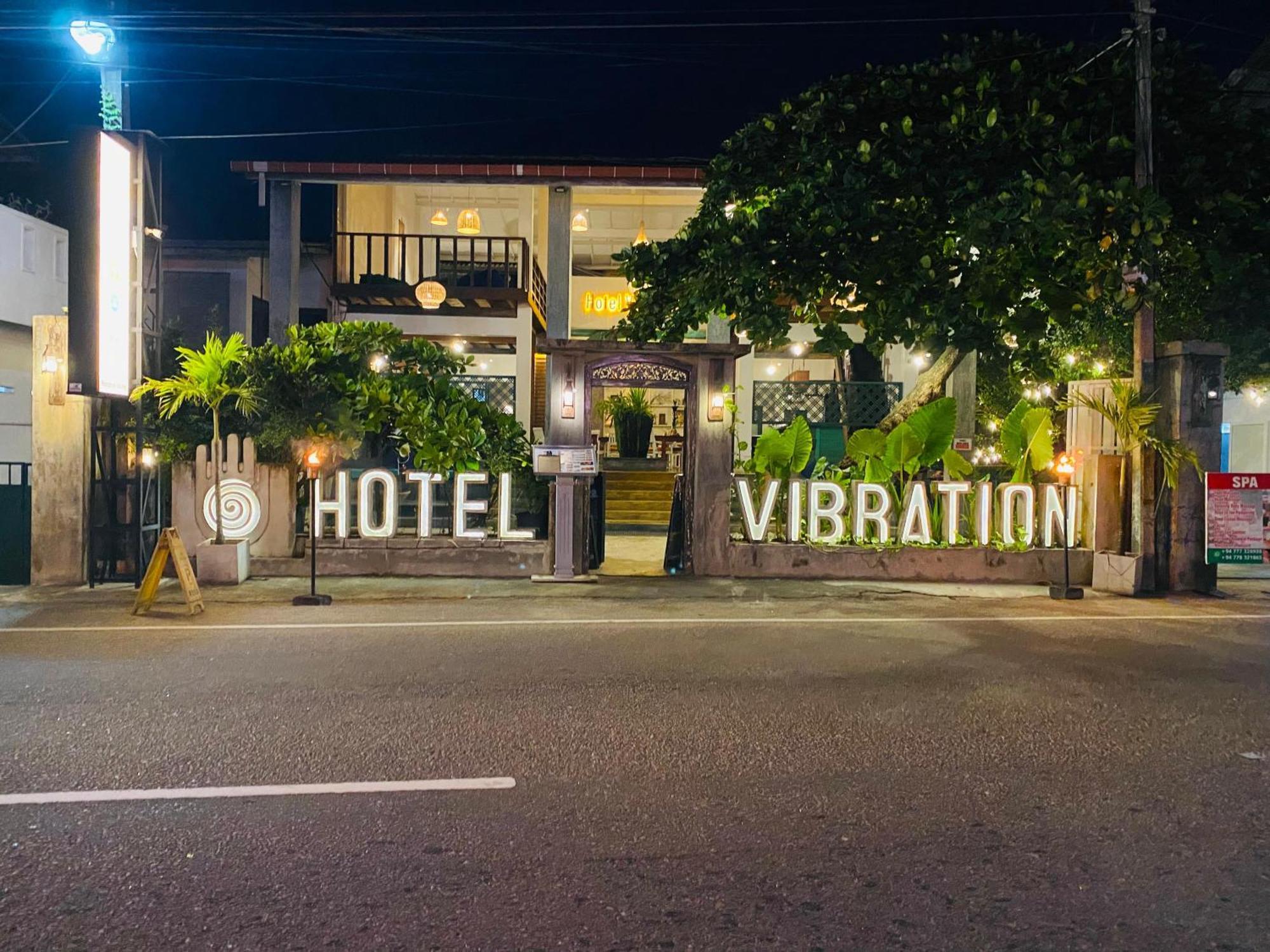 Hotel Vibration Хикадува Екстериор снимка